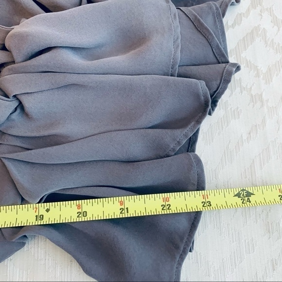 Joie Gray Surplice Peplum Silk Blouse Size S - Picture 6 of 7